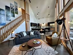 Cloud Eleven Cabin