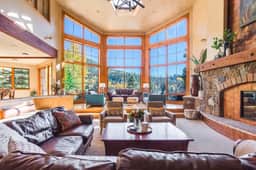 Star Mountain Lodge