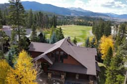 Twin Peaks Lodge