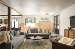 Twin Peaks Lodge