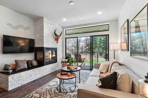 Blue River Buffalo Condo