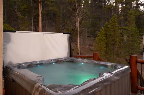 Silverheels Lodge