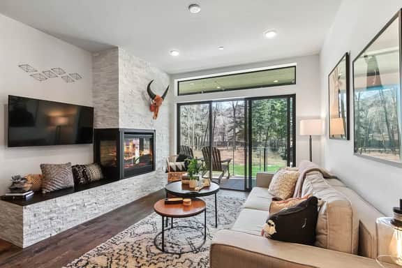 Blue River Buffalo Condo