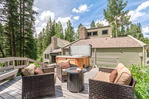 Creekside Chateau