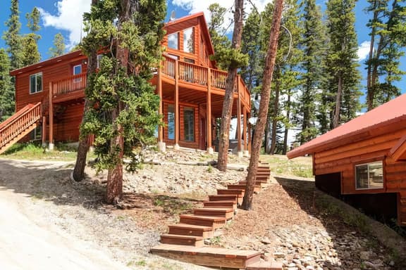 High Alpine Lodge